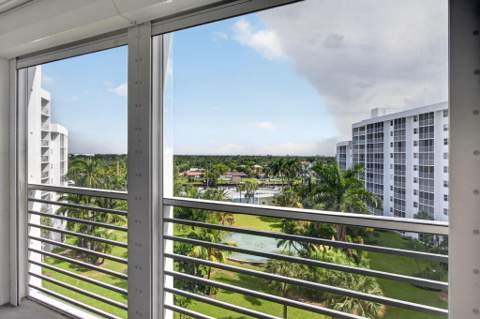 2731 NE 14th St Causeway #702, Pompano Beach FL - photo 21 of 39