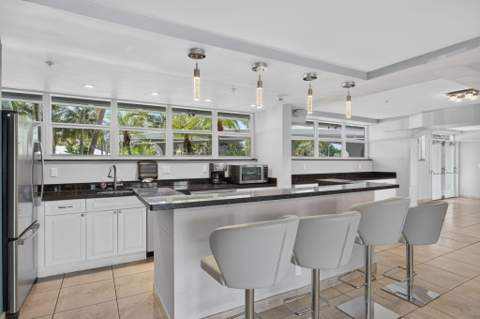 1920 S Ocean Drive #708, Fort Lauderdale FL - photo 24 of 33