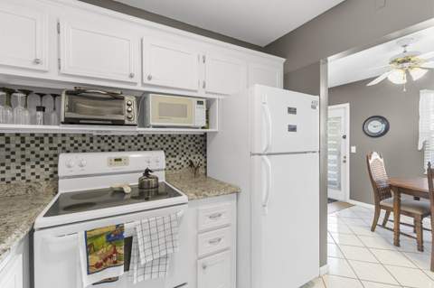 159 Newport J, Deerfield Beach FL - photo 12 of 40