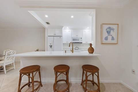 1082 North Drive #B, Delray Beach FL - photo 8 of 20