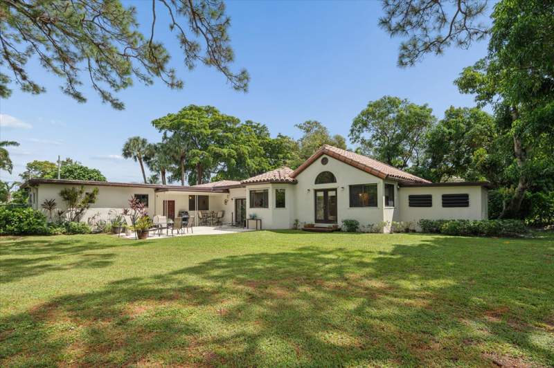 4 bedroom Single Family Residence at 4120 SW 1st Court, Country Club Estates Unit, Plantation — photo 5