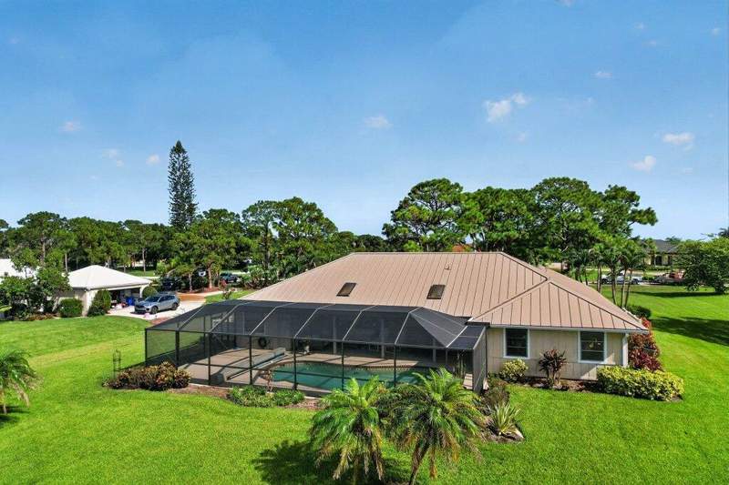 3 bedroom Single Family Residence at 4842 SW BIMINI Circle, MID-RIVERS YACHT AND COUNTRY CLUB (AKA EVERGREEN C, Palm City — photo 3