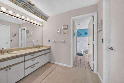 4842 SW BIMINI Circle, Palm City FL - photo 15 of 32