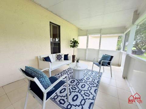 10335 Greenbriar Court, Boca Raton FL - photo 14 of 17