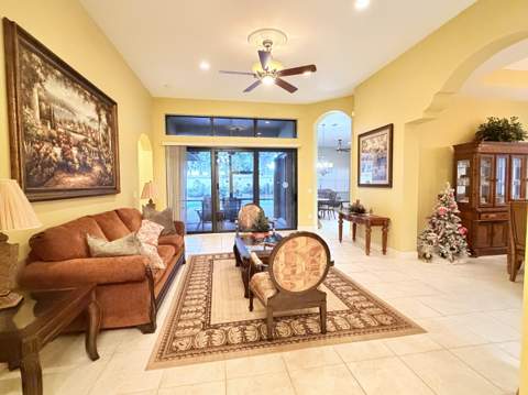 8041 E Via Grande, Boynton Beach FL - photo 6 of 27