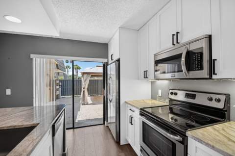 2409 24th Way, West Palm Beach FL - photo 15 of 45