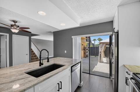 2409 24th Way, West Palm Beach FL - photo 16 of 45