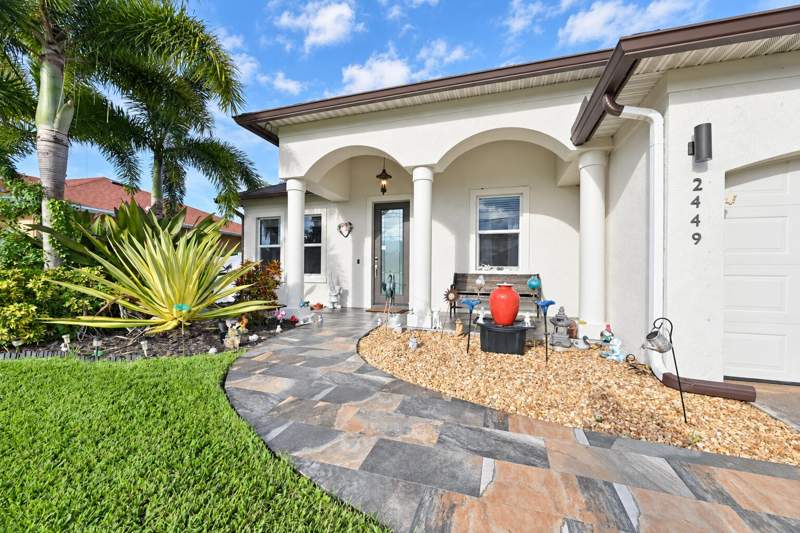 4 bedroom Single Family Residence at 2449 SW Gay Circle, Port St Lucie Section 35, Port St. Lucie — photo 4