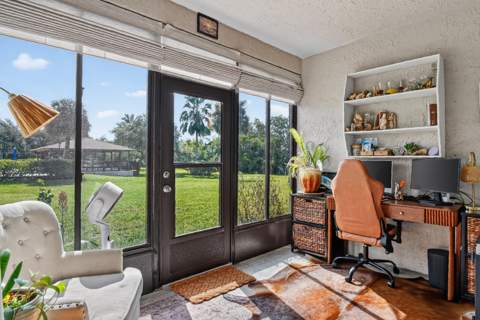 3212 S Lakeview Circle #10104, Fort Pierce FL - photo 21 of 32