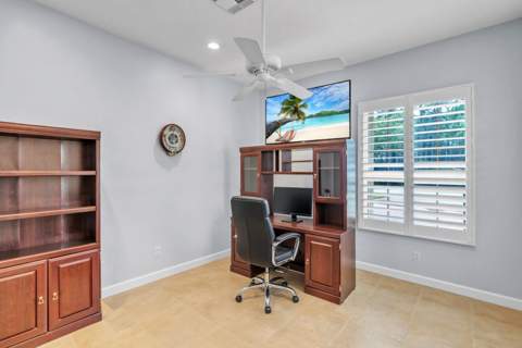 688 SW Lake Charles Circle, Port St. Lucie FL - photo 24 of 64