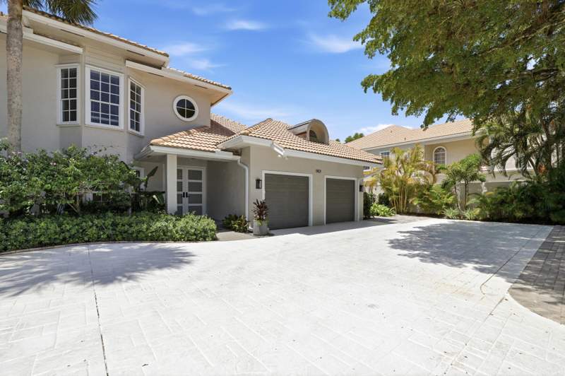 4 bedroom Villa at 11821 Pebblewood Drive, First Fairway Condo, Wellington — photo 3