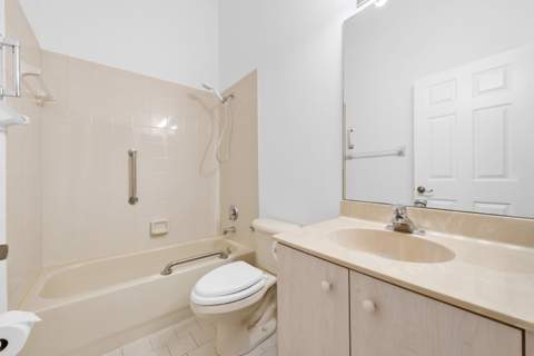 12838 Hampton Lakes Circle, Boynton Beach FL - photo 19 of 33