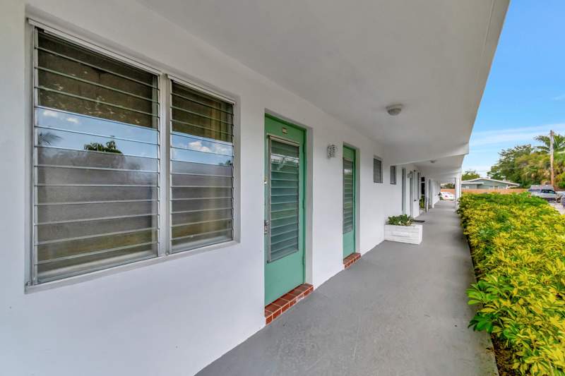 1 bedroom Condominium at 2161 NE 42nd Court, Venetian Park Co-Op, Lighthouse Point — photo 4