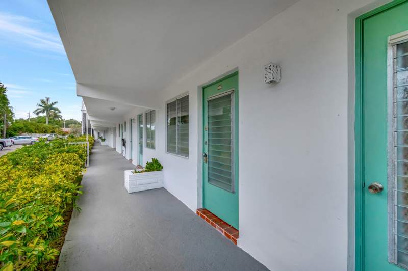 1 bedroom Condominium at 2161 NE 42nd Court, Venetian Park Co-Op, Lighthouse Point — photo 5