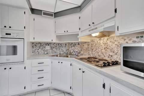 2161 NE 42nd Court, Lighthouse Point FL - photo 19 of 45
