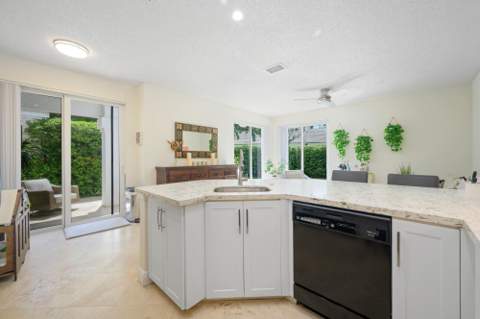 17707 Tiffany Trace Drive, Boca Raton FL - photo 6 of 30