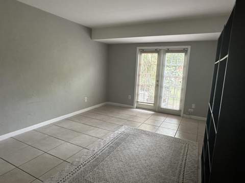 258 SW Bridgeport Drive, Port St. Lucie FL - photo 10 of 28