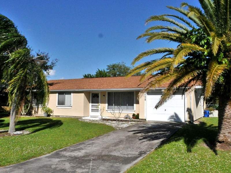 3 bedroom Single Family Residence at 258 SW Bridgeport Drive, Port St Lucie Section 42 1st Replat, Port St. Lucie — photo 2