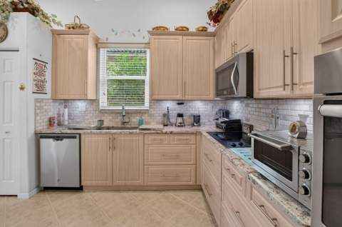 15832 Vivanco Street, Delray Beach FL - photo 24 of 76