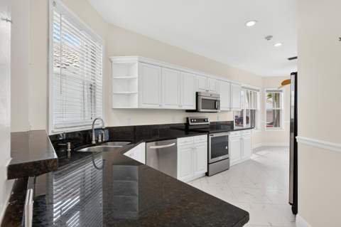 120 Pepper Lane, Jensen Beach FL - photo 13 of 47