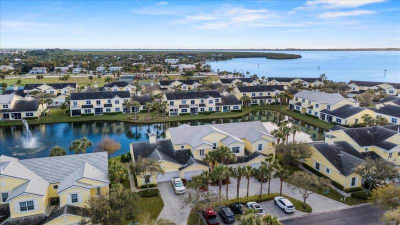 3 bedroom Townhouse at 505 Mariner Bay Boulevard, Mariner Bay, Fort Pierce — photo 4
