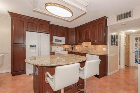 3071 NW 47th Terrace #326, Lauderdale Lakes FL - photo 12 of 42