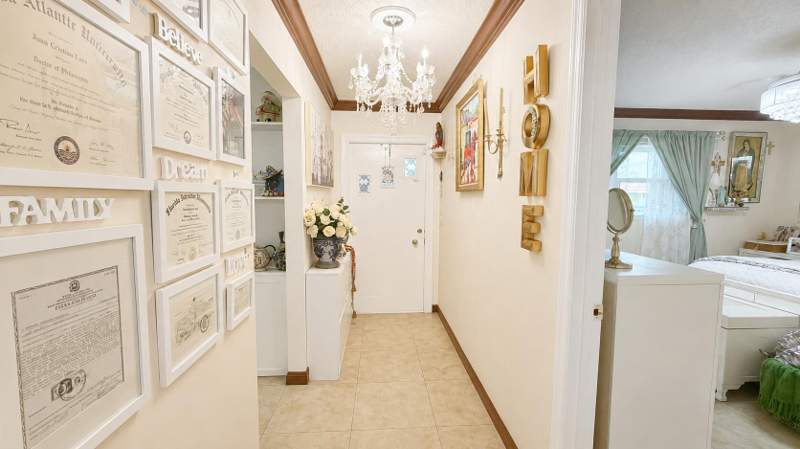 2 bedroom Villa at 5780 W Fernley Drive #101, Cresthaven Condo Townhomes Sec 3, West Palm Beach — photo 2