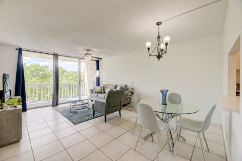 7081 Environ Boulevard #343, Lauderhill FL - photo 8 of 54