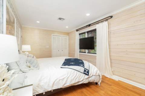 332 Pilgrim Road, West Palm Beach FL - photo 20 of 40