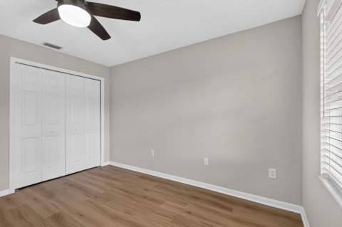 1058 Fernlea Drive, West Palm Beach FL - photo 21 of 49