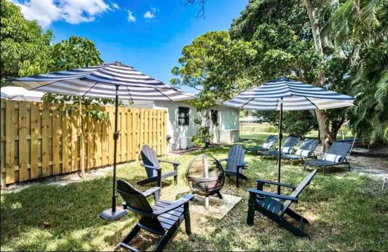 5 bedroom Single Family Residence at 968 Allendale Road, West Palm Beach, West Palm Beach — photo 3