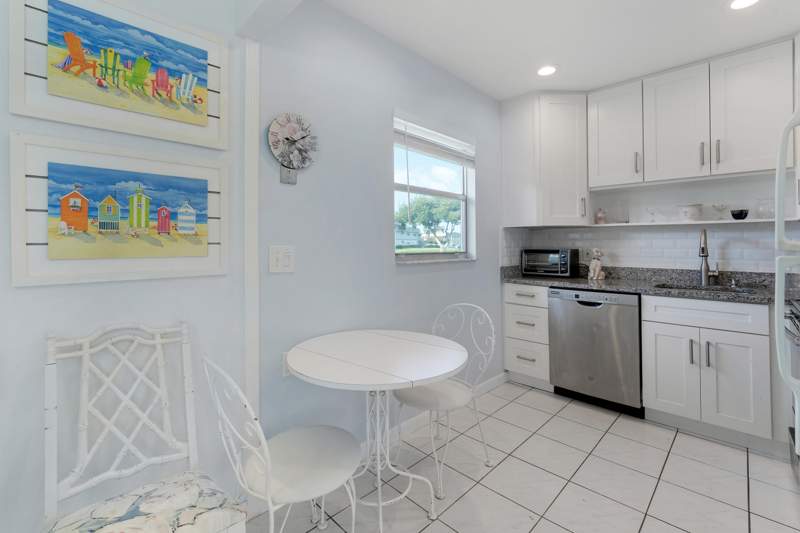 2 bedroom Villa at 173 Valencia H, Kings Point, Delray Beach — photo 4