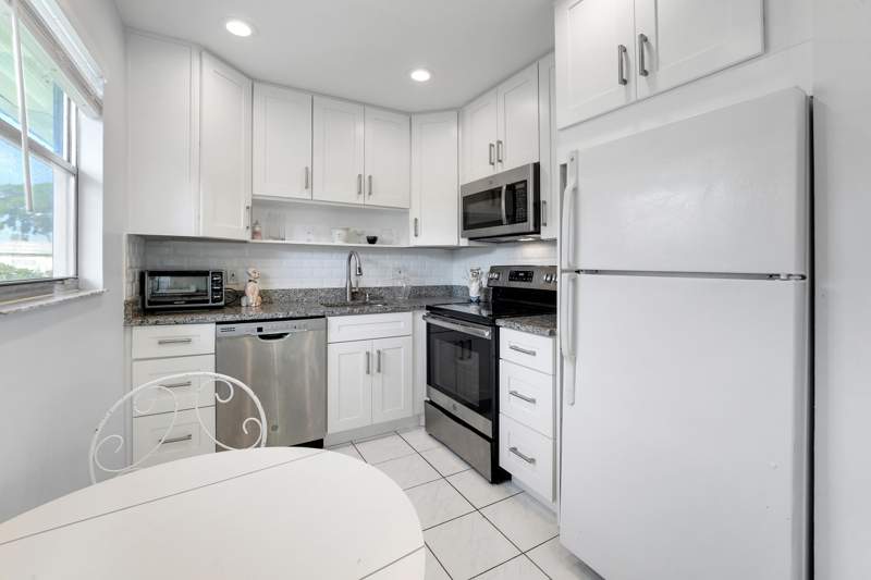 2 bedroom Villa at 173 Valencia H, Kings Point, Delray Beach — photo 5