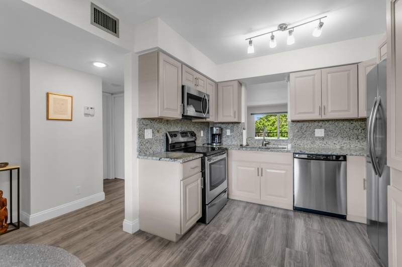 2 bedroom Condominium at 7267 Huntington Lane #403, Huntington Lakes Sec Three Condos, Delray Beach — photo 3