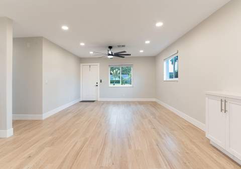 7430 Cocoanut Drive, Lake Worth FL - photo 8 of 17