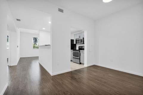 533 NE 3rd Avenue #230, Fort Lauderdale FL - photo 6 of 69