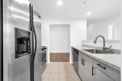 533 NE 3rd Avenue #230, Fort Lauderdale FL - photo 20 of 69