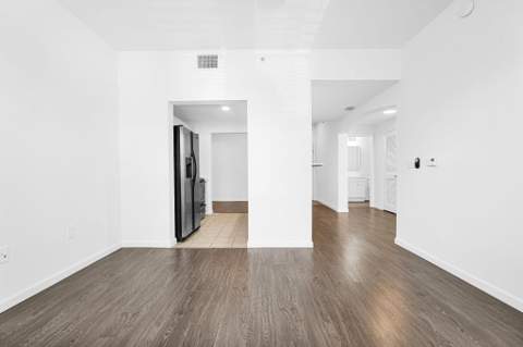 533 NE 3rd Avenue #230, Fort Lauderdale FL - photo 23 of 69
