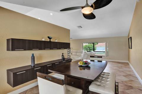9255 Sun Pointe Drive, Boynton Beach FL - photo 7 of 46