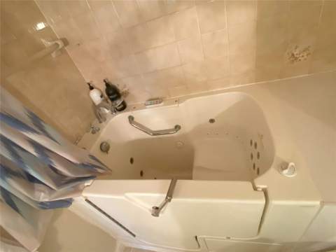 821 Sky Pine Way #B2, Greenacres FL - photo 9 of 22