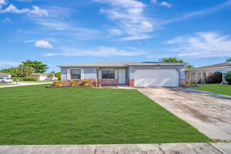 3 bedroom Single Family Residence at 10941 Gallery Street, Holiday City, Palmetto Pines, Boca Raton — photo 5