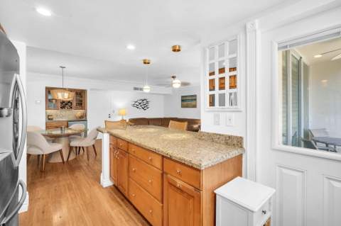 1239 Hillsboro Mile #202, Hillsboro Beach FL - photo 16 of 39
