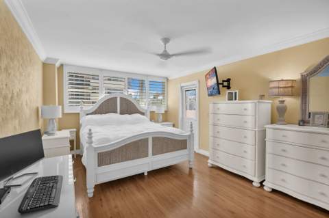 1239 Hillsboro Mile #202, Hillsboro Beach FL - photo 17 of 39