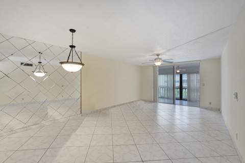 610 NE 12th Avenue #306, Hallandale Beach FL - photo 17 of 38