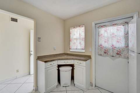 610 NE 12th Avenue #306, Hallandale Beach FL - photo 18 of 38