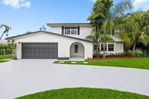 3179 Hoylake Road, Lake Worth FL - photo 6 of 55