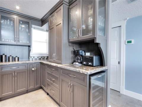 121 Golden Isles Drive #806, Hallandale Beach FL - photo 9 of 31