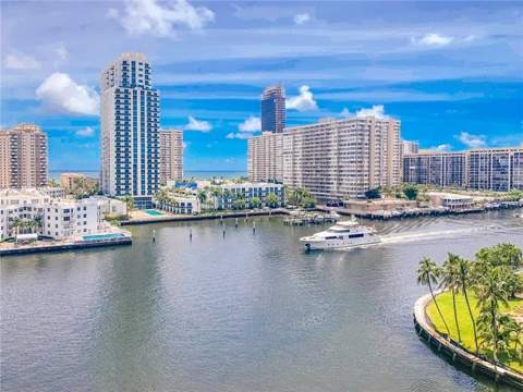 121 Golden Isles Drive #806, Hallandale Beach FL - photo 18 of 31