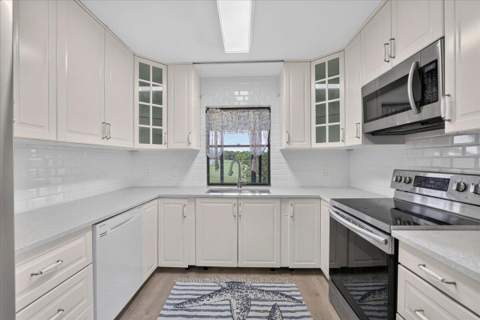 13355 Touchstone Place, Palm Beach Gardens FL - photo 8 of 42