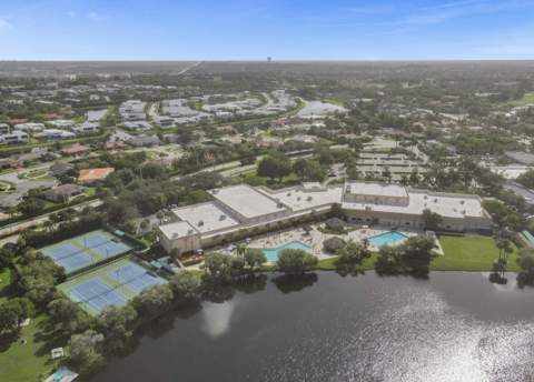 303 Lakeview Drive #102, Weston FL - photo 23 of 25